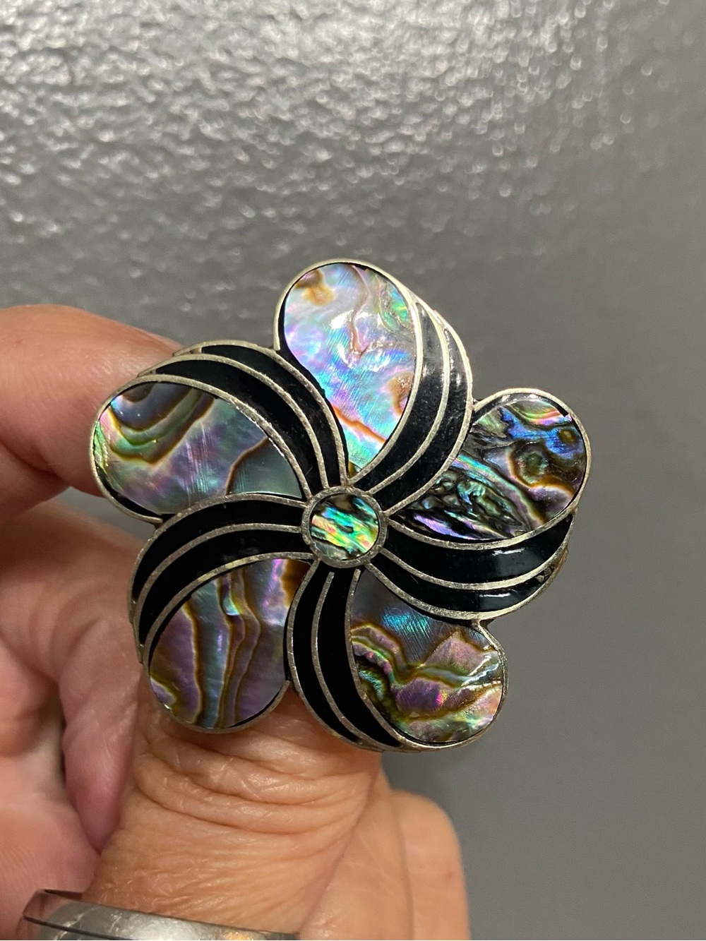 Vintage Mexican Silver Abalone Flower/Pinwheel Iridescent Shell Inlay Brooch Pin